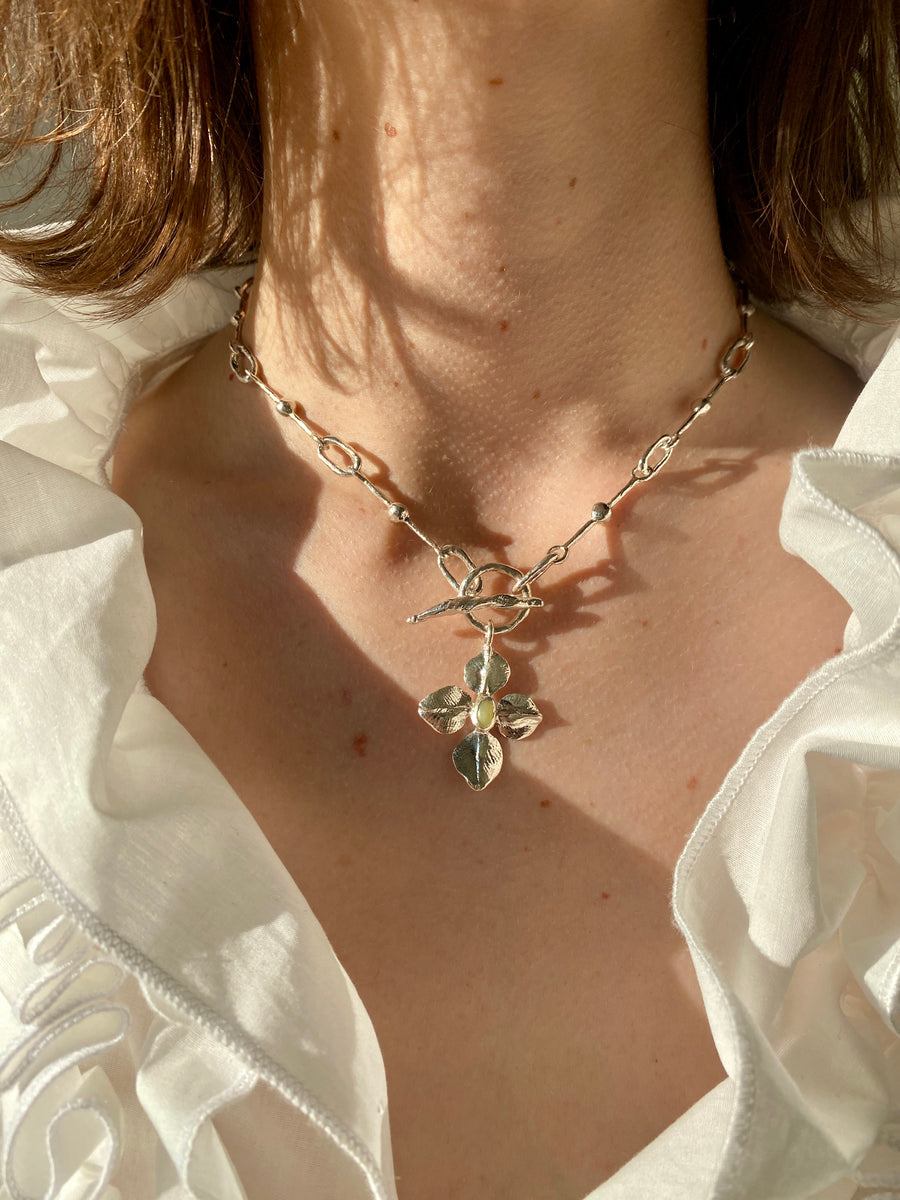 Ora-c - nodes with willow pendant // choker